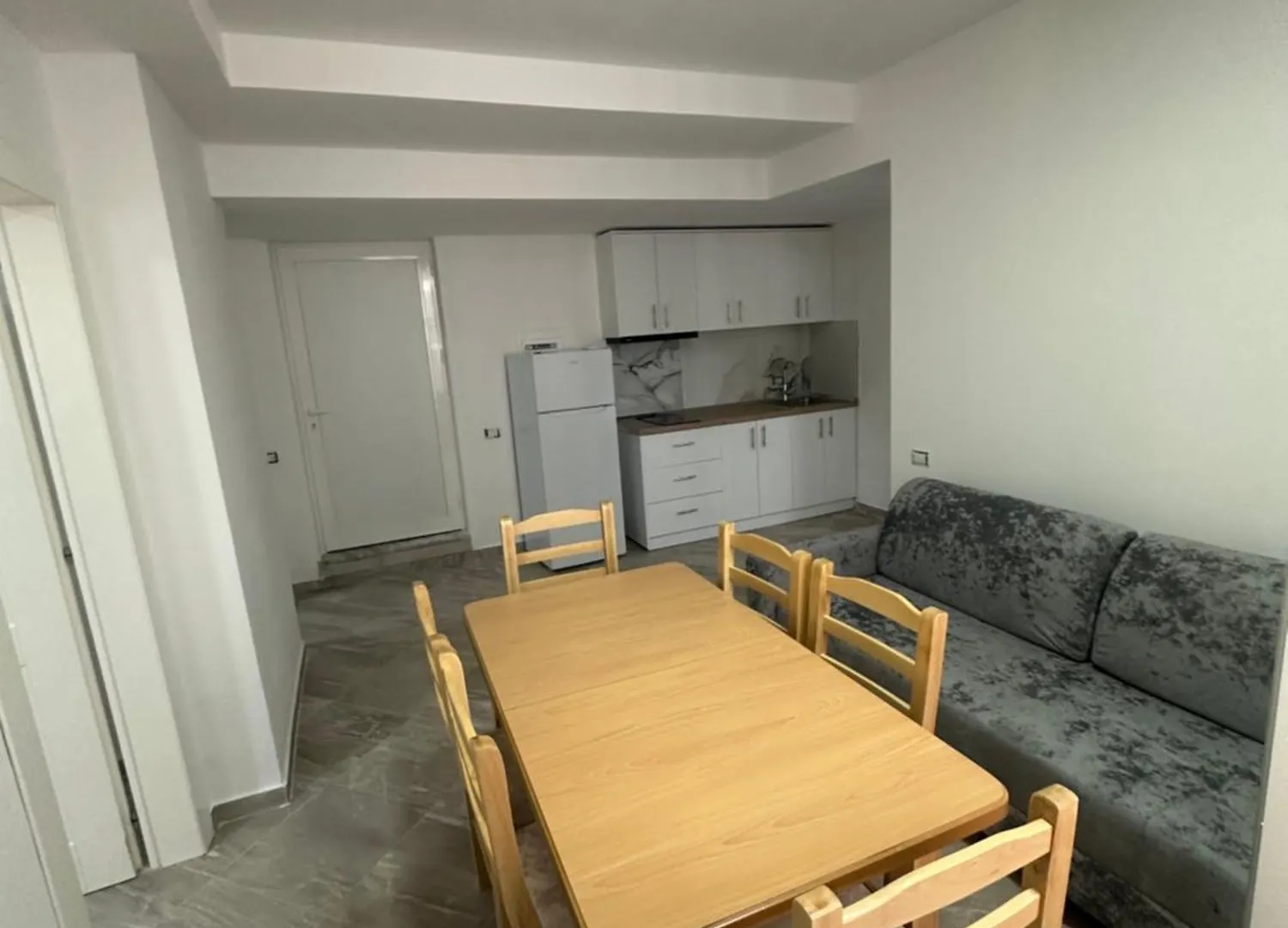 Lejdon Daily Apartments Shëngjin